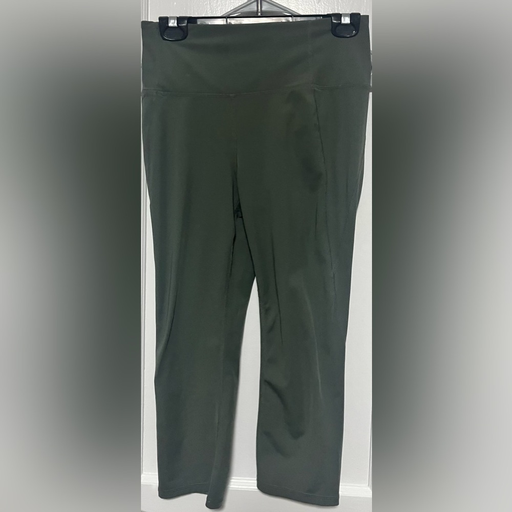 H&M Women’s Olive Green Yoga Pants